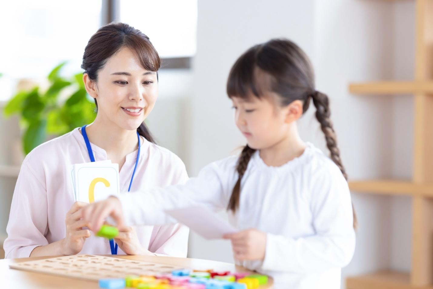 英語教育に必要なコミュニケーション・ストラテジー、主な種類や必要な要因とは？ | 家庭でできる！子ども英語・英会話の学び方