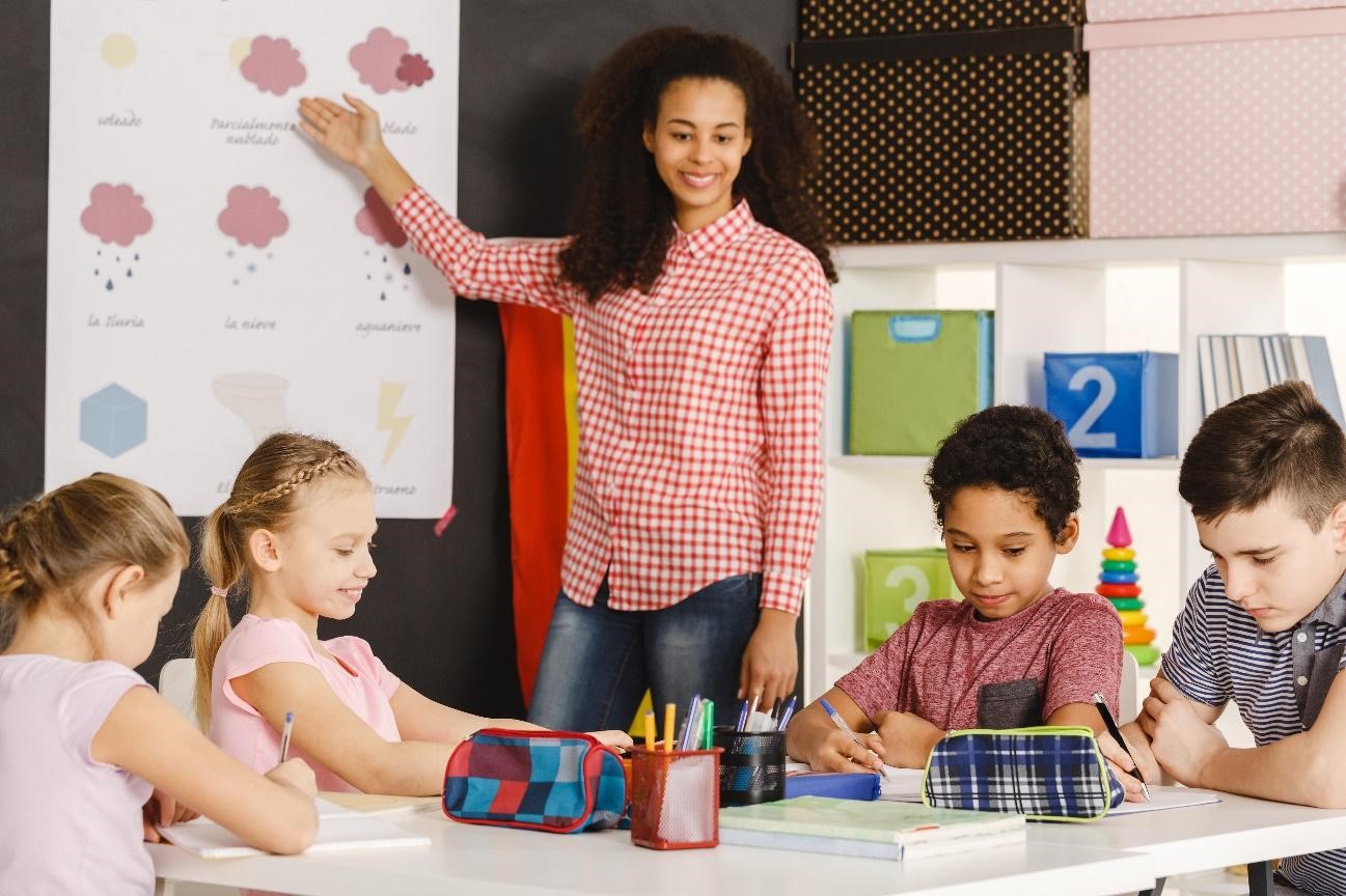 双方向イマージョン教育とは？得られるメリットやデメリットなど詳しく解説 | 家庭でできる！子ども英語・英会話の学び方